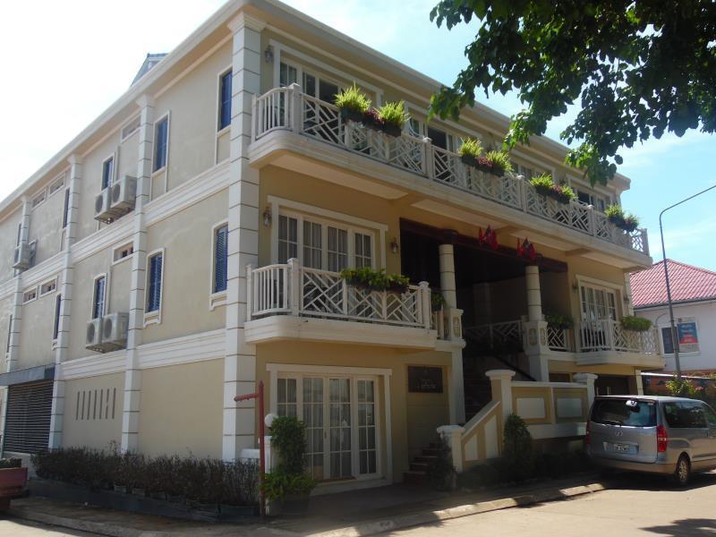 תאקהק Le Bouton D'Or Boutique Hotel מראה חיצוני תמונה